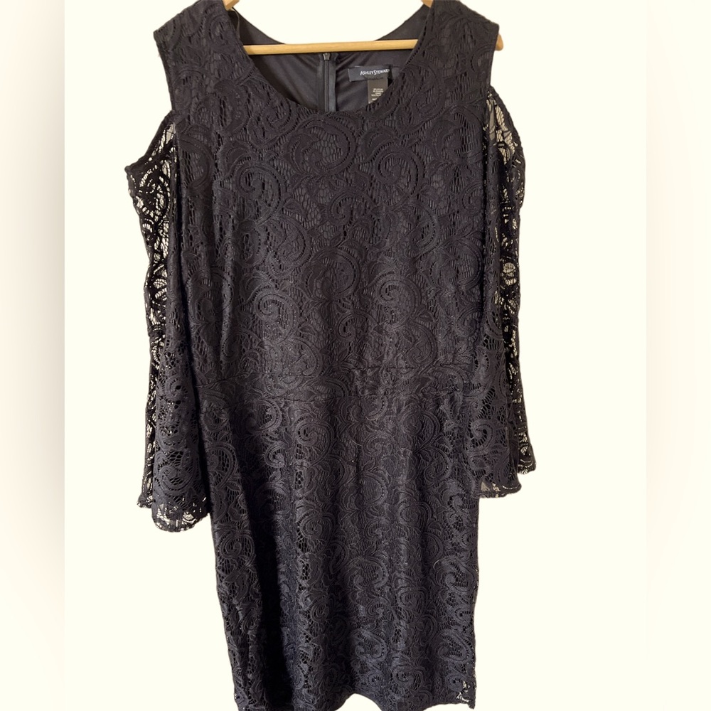 ASHLEY STEWART BLACK ALL OVER LACE WITH COLD SHOULDER AND BELL SLEEVES D…